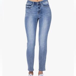 JUDY BLUE Women’s Skinny Relaxed Fit High Waist jeans